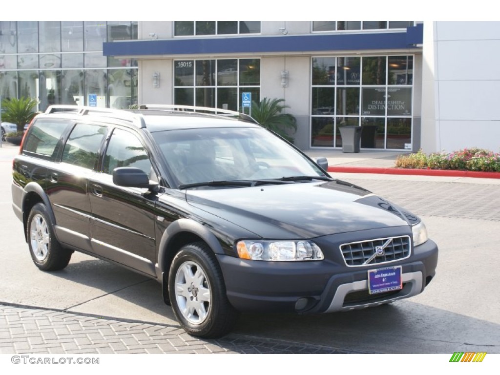 2005 XC70 AWD - Black / Taupe photo #2