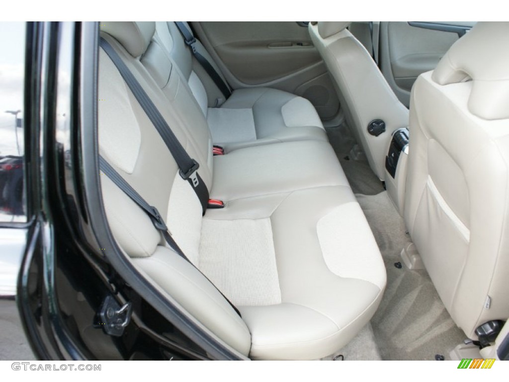 2005 XC70 AWD - Black / Taupe photo #21