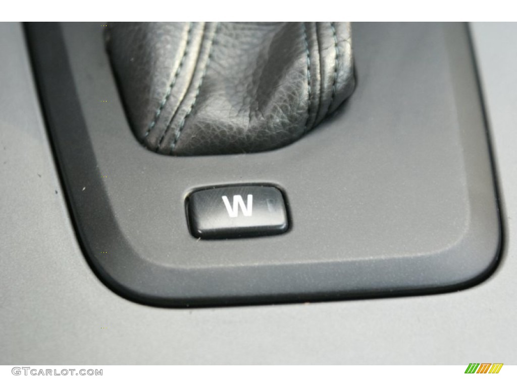2005 XC70 AWD - Black / Taupe photo #35