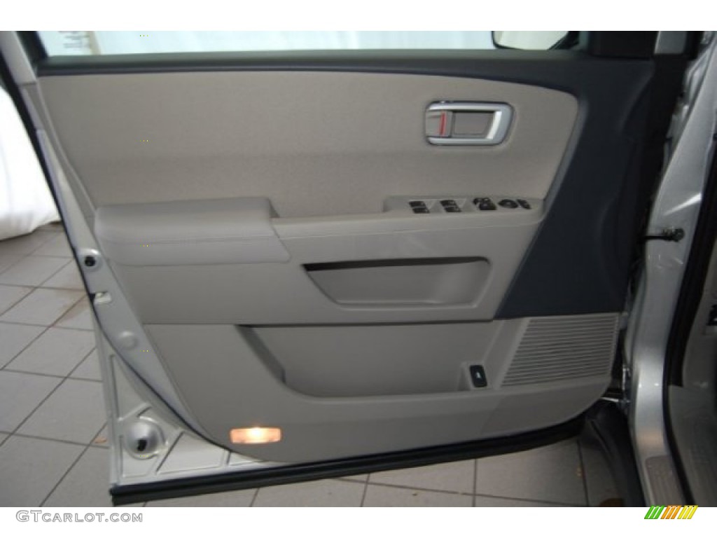 2015 Pilot LX - Alabaster Silver Metallic / Gray photo #10