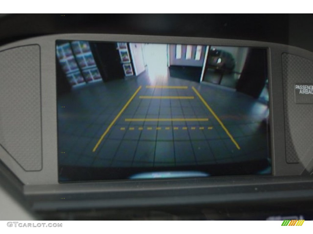 2015 Pilot LX - Alabaster Silver Metallic / Gray photo #16