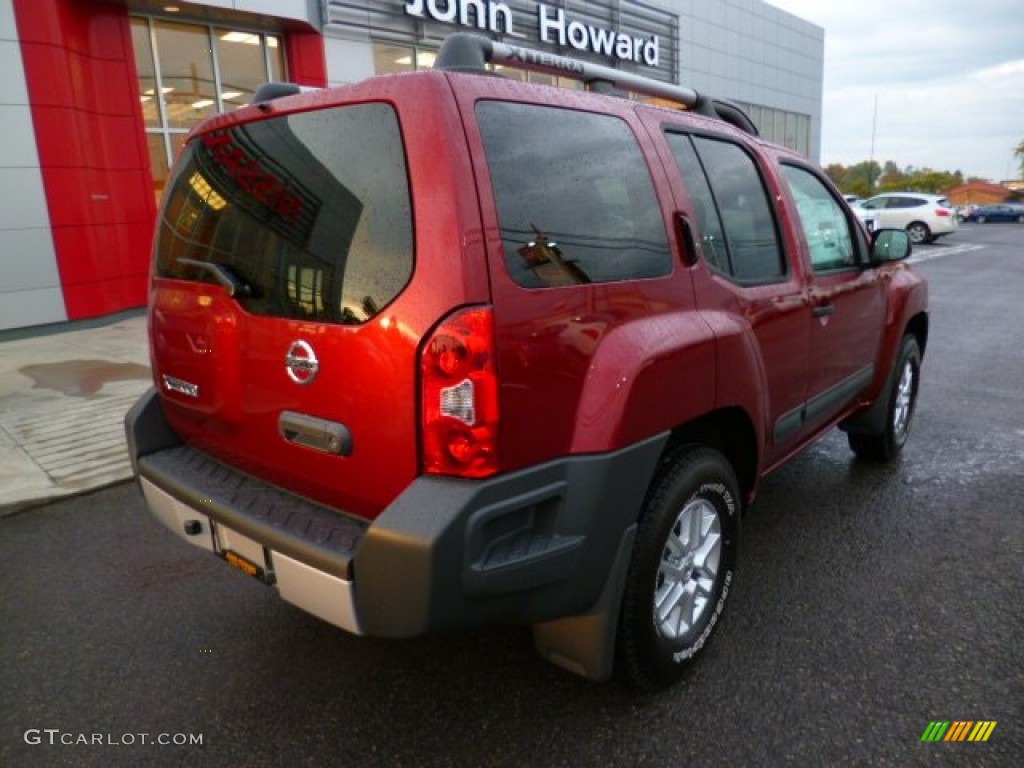 2015 Xterra S 4x4 - Cayenne Red / Gray photo #7