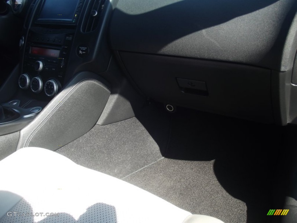 2009 370Z Touring Coupe - Platinum Graphite / Gray Leather photo #26