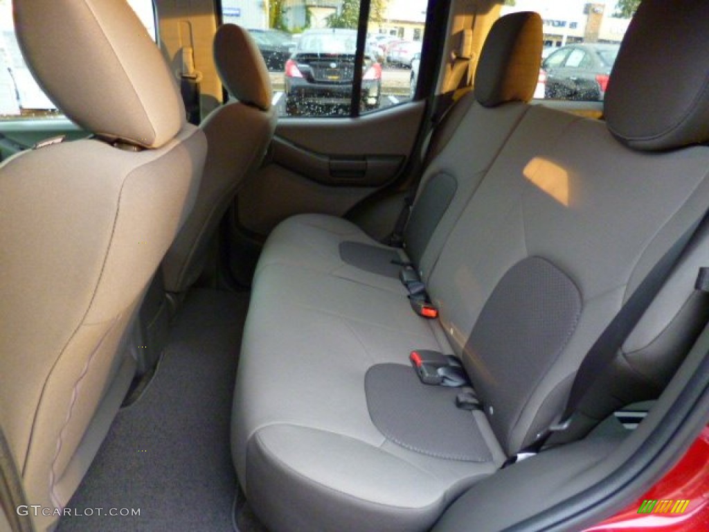 2015 Xterra S 4x4 - Cayenne Red / Gray photo #13