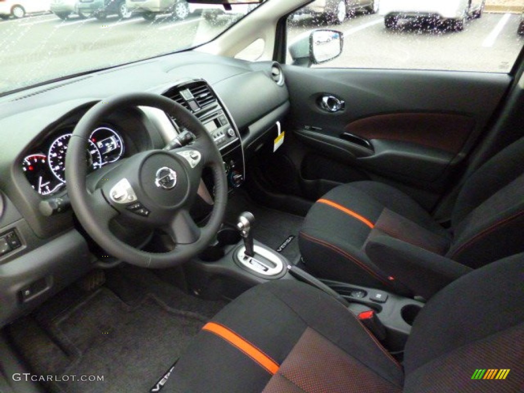2015 Nissan Versa Note SR Interior Color Photos