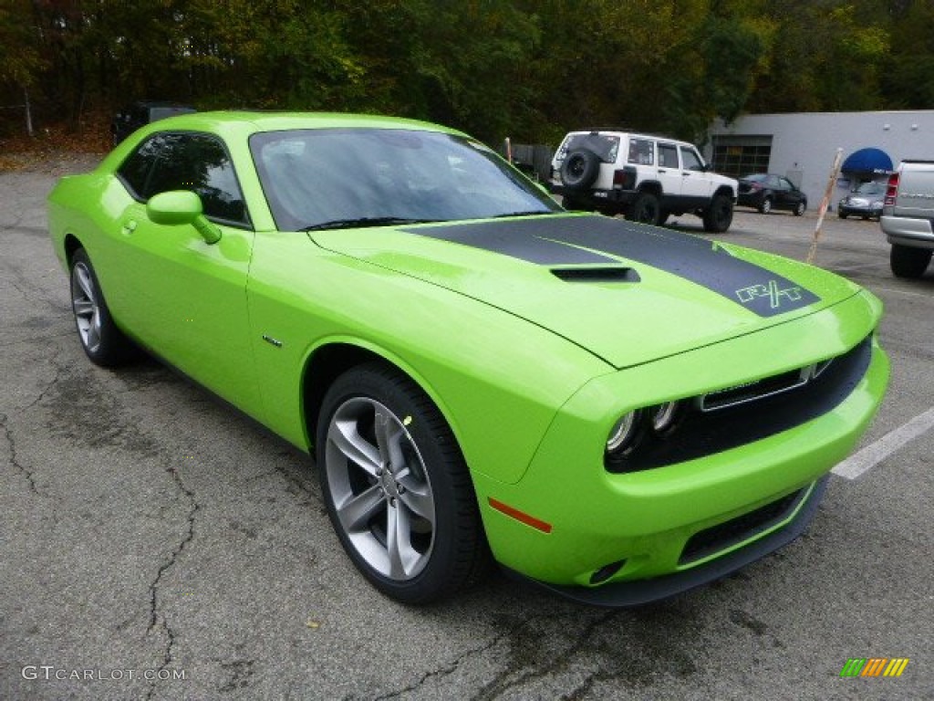 Sublime Green Pearl 2015 Dodge Challenger SXT Exterior Photo #97922164