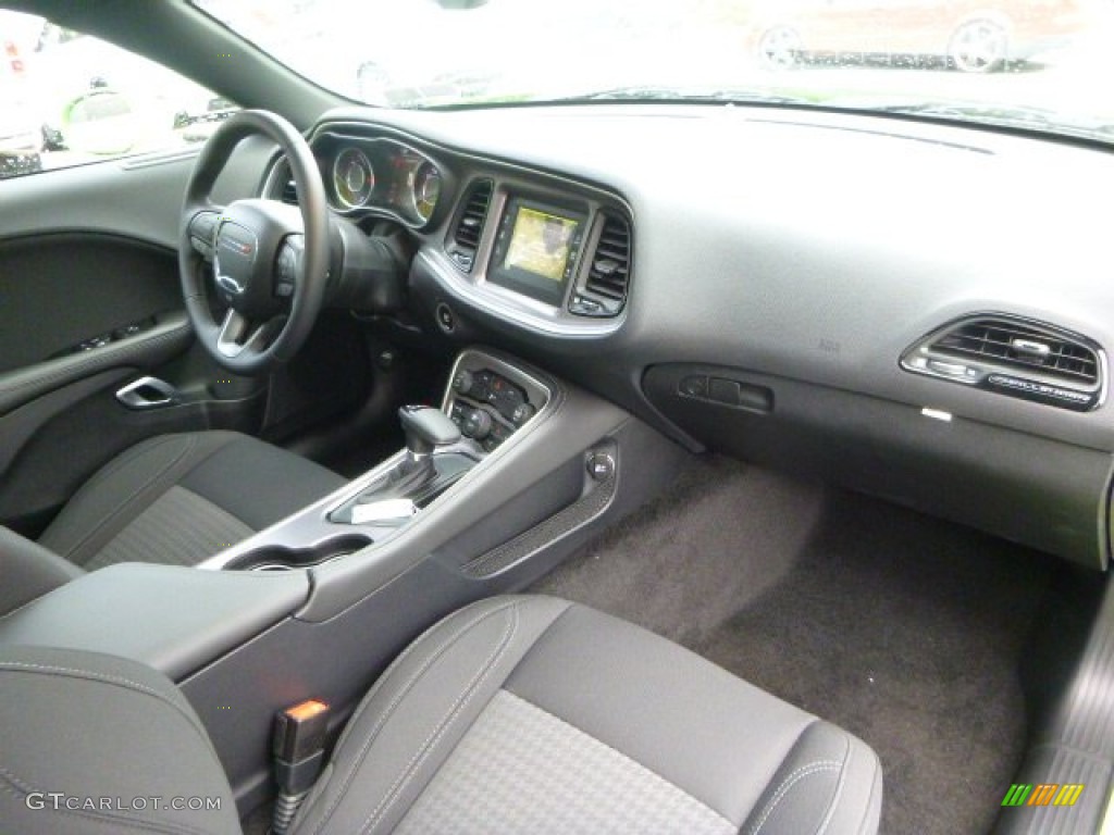 Black Interior 2015 Dodge Challenger SXT Photo #97922245