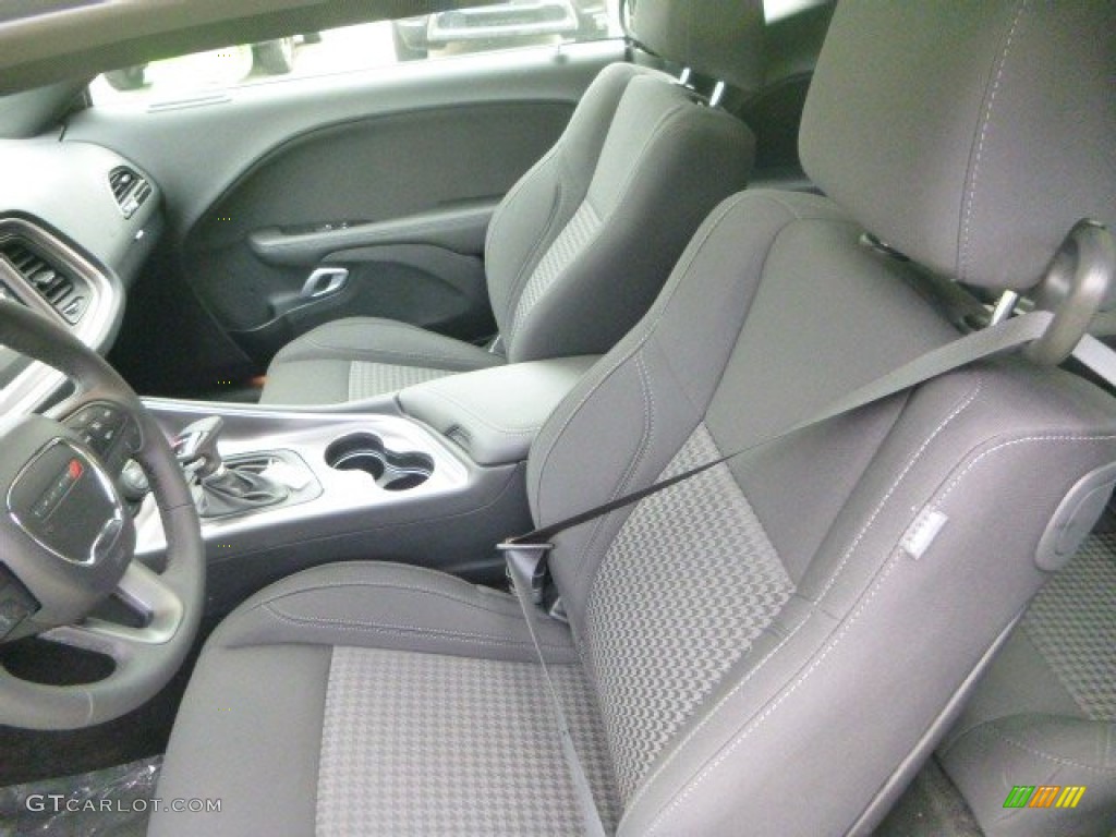 Black Interior 2015 Dodge Challenger SXT Photo #97922302