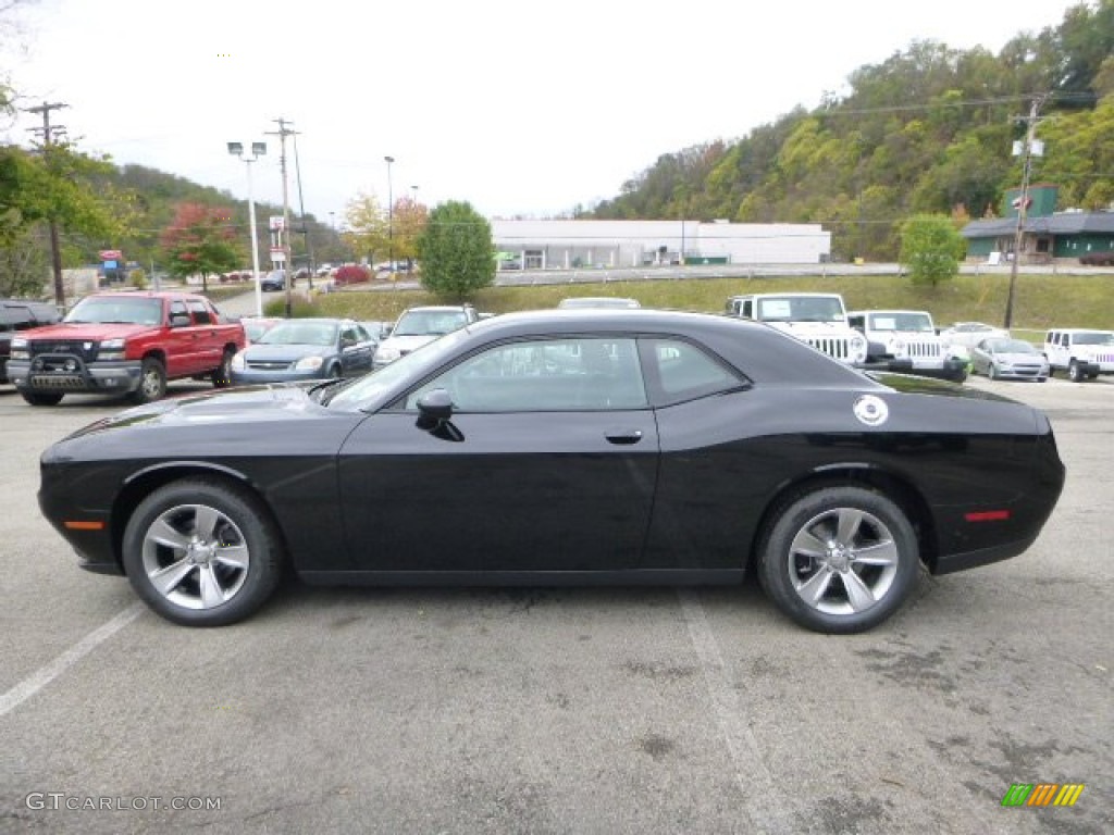 2015 Challenger SXT - Pitch Black / Black photo #2