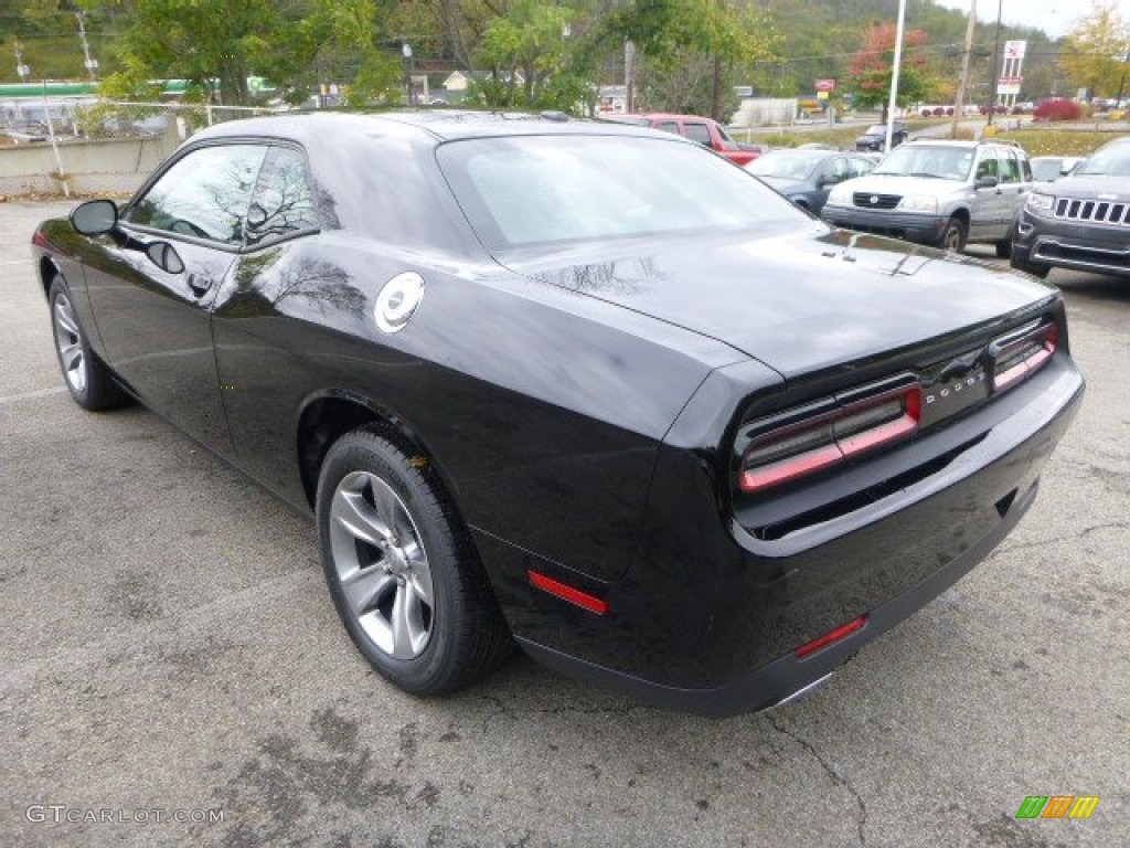 2015 Challenger SXT - Pitch Black / Black photo #3