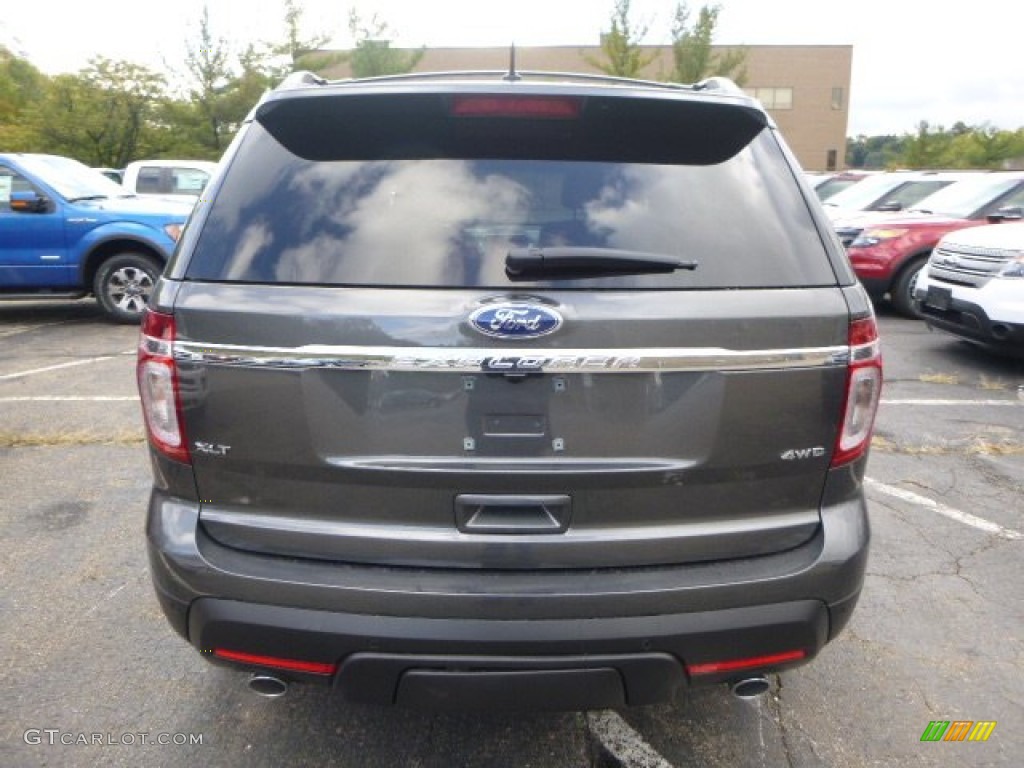 2015 Explorer XLT 4WD - Magnetic / Charcoal Black photo #3