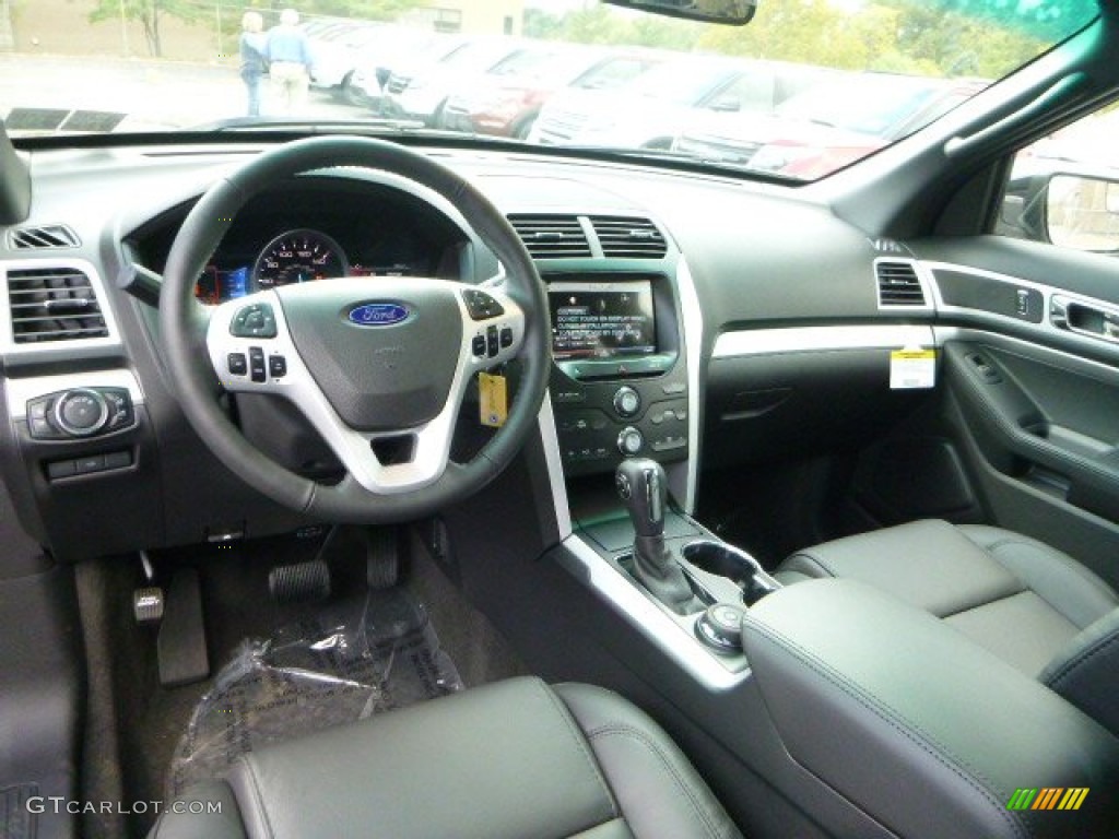 2015 Explorer XLT 4WD - Magnetic / Charcoal Black photo #9