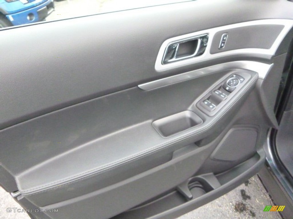2015 Explorer XLT 4WD - Magnetic / Charcoal Black photo #10