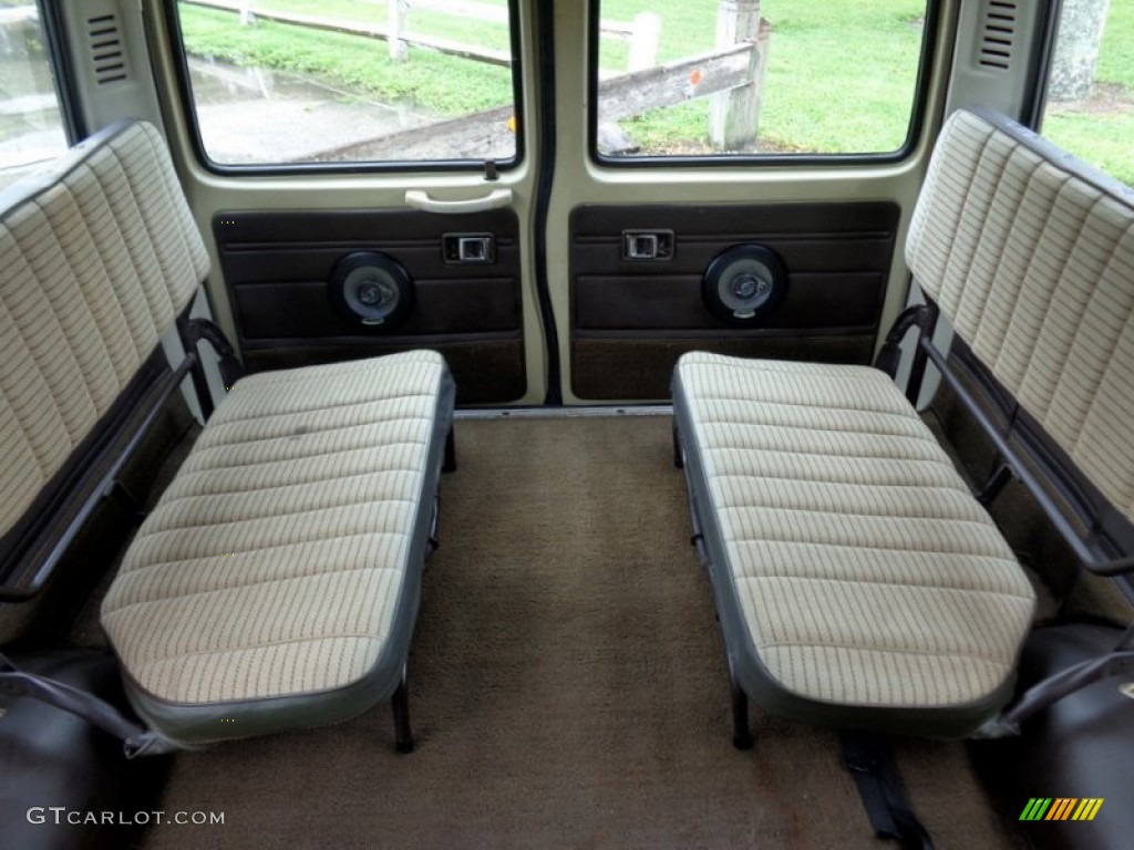 1988 Toyota Land Cruiser FJ62 Rear Seat Photo #97923805