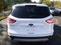 2015 Oxford White Ford Escape SE 4WD  photo #3