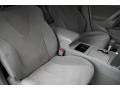 Super White - Camry LE Photo No. 16