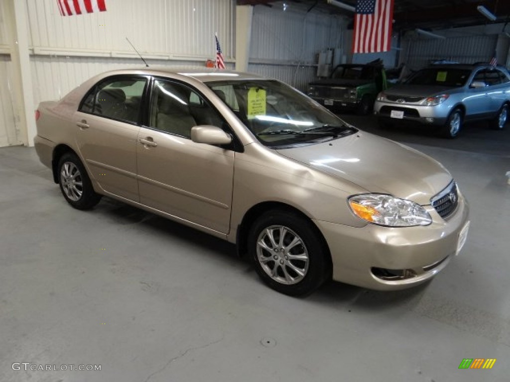 Desert Sand Mica 2005 Toyota Corolla LE Exterior Photo #97936707