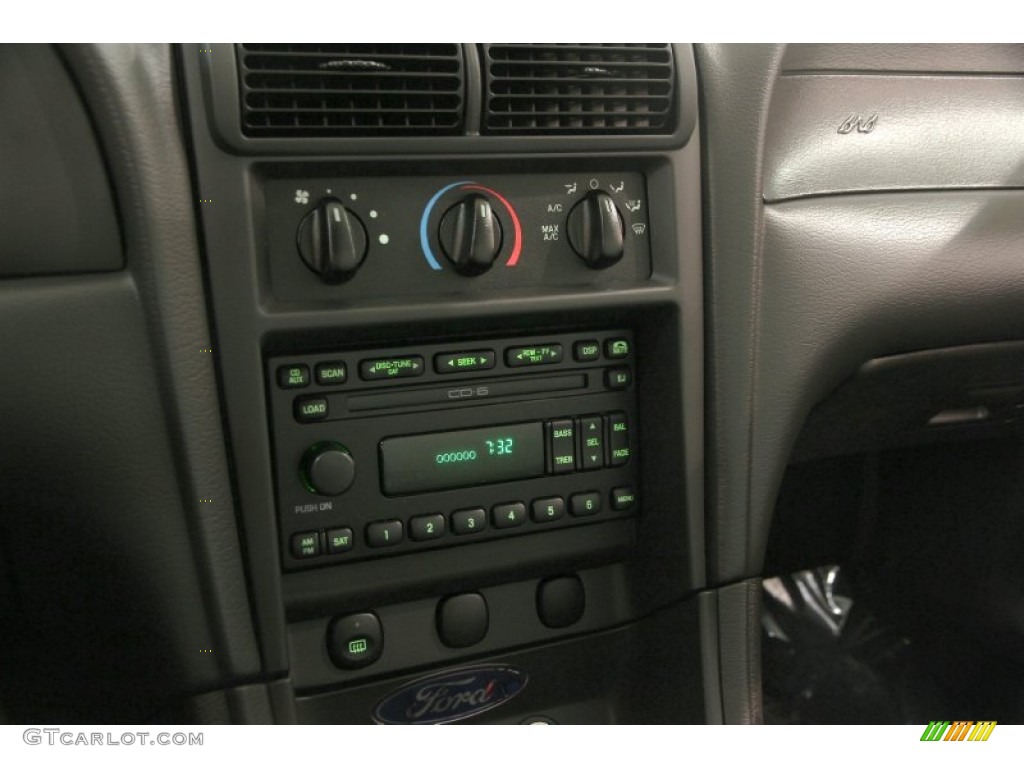 2004 Mustang V6 Coupe - Torch Red / Dark Charcoal photo #12