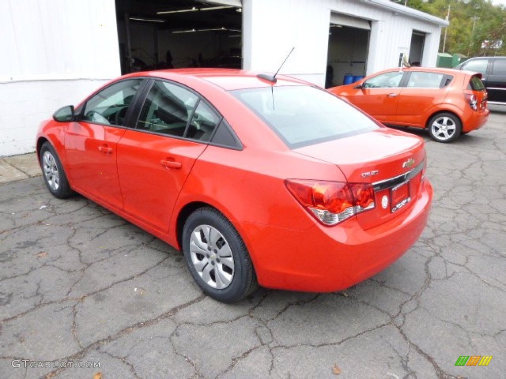 2015 Cruze LS - Red Hot / Jet Black/Medium Titanium photo #6