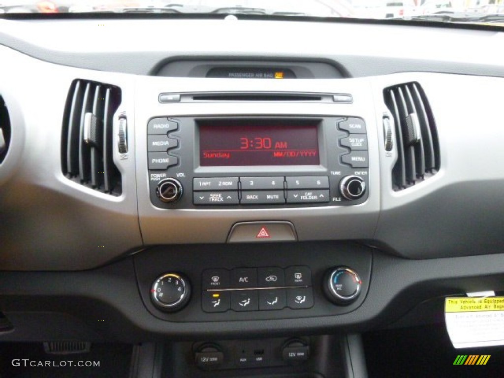 2015 Sportage LX AWD - Bright Silver / Black photo #17