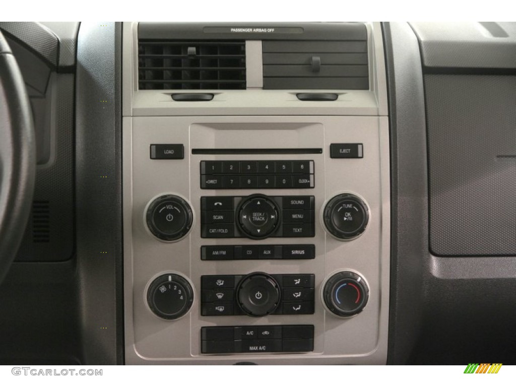 2010 Ford Escape XLT Controls Photo #97940840
