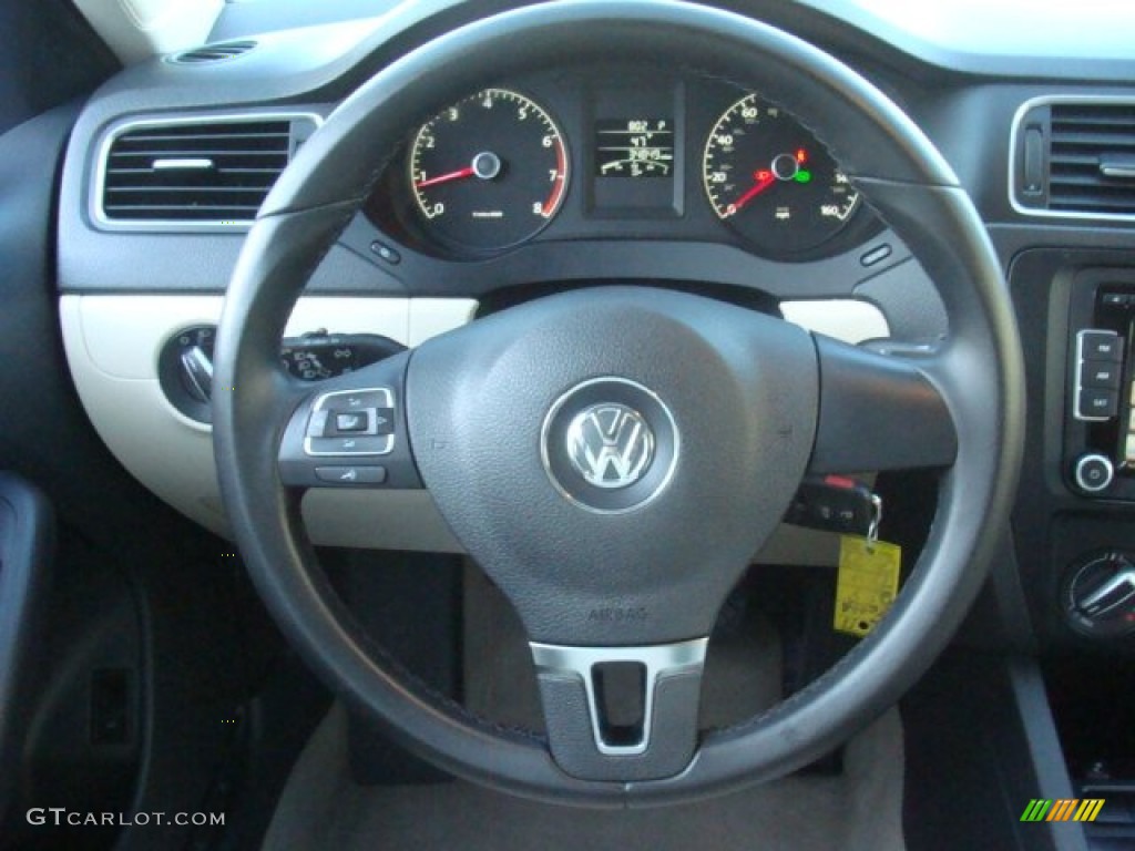 2011 Jetta SE Sedan - Reflex Silver Metallic / Cornsilk Beige photo #18