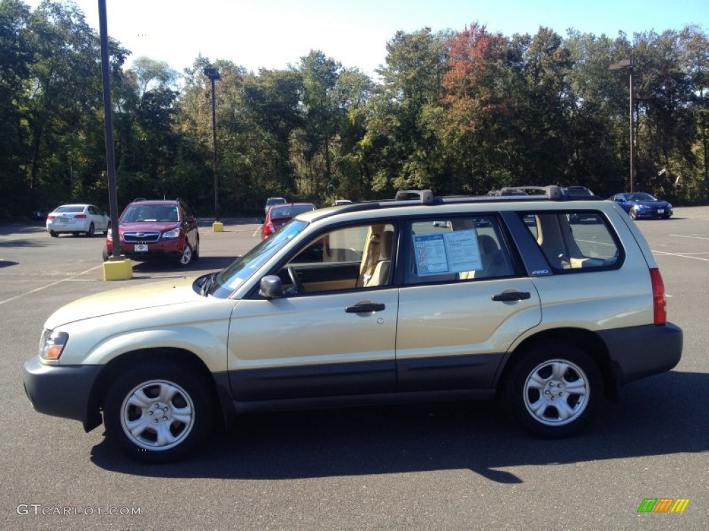 2004 Forester 2.5 X - Sierra Gold Metallic / Beige photo #12