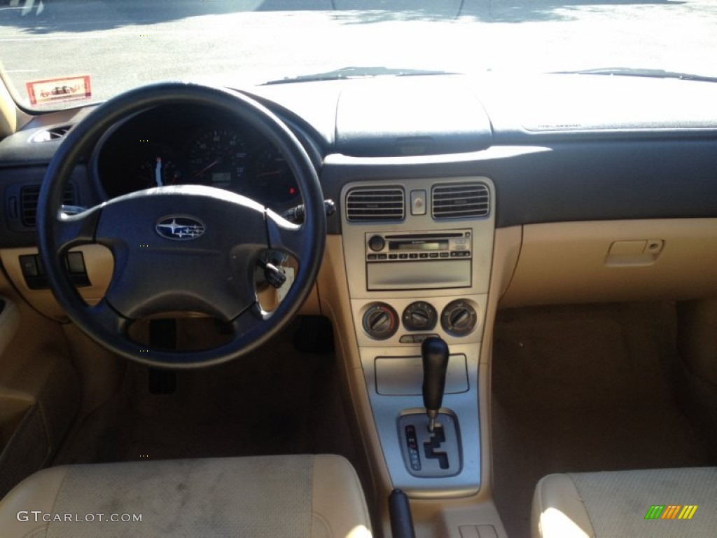 2004 Forester 2.5 X - Sierra Gold Metallic / Beige photo #15