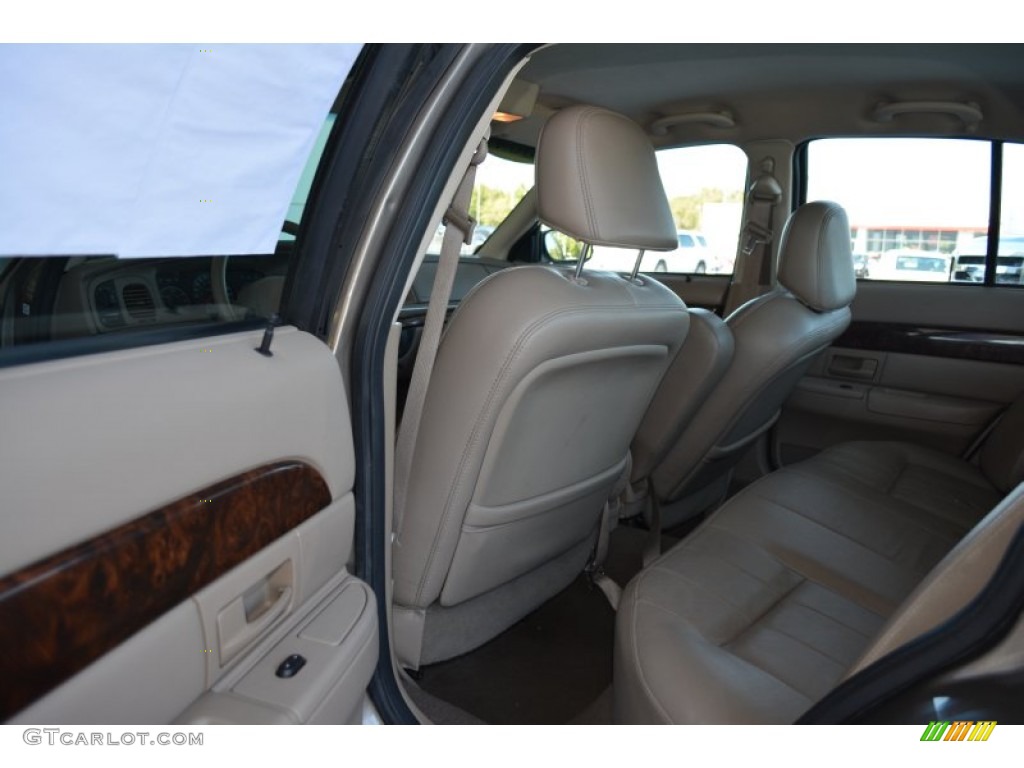 2004 Grand Marquis LS - Arizona Beige Metallic / Medium Parchment photo #11