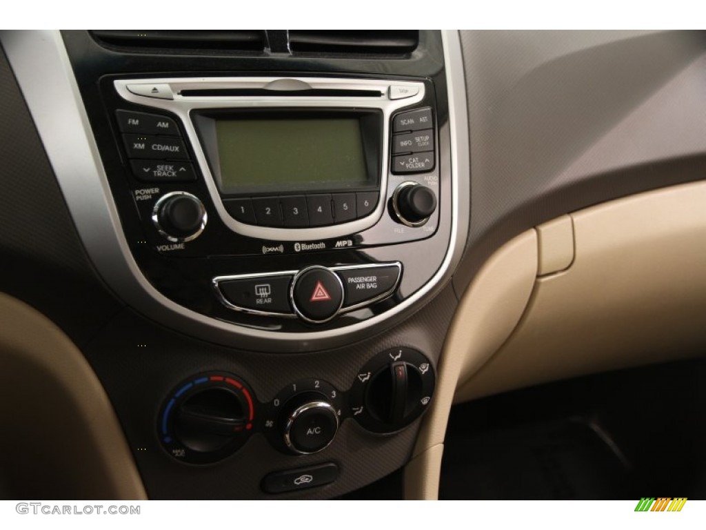 2012 Accent GLS 4 Door - Century White / Beige photo #8