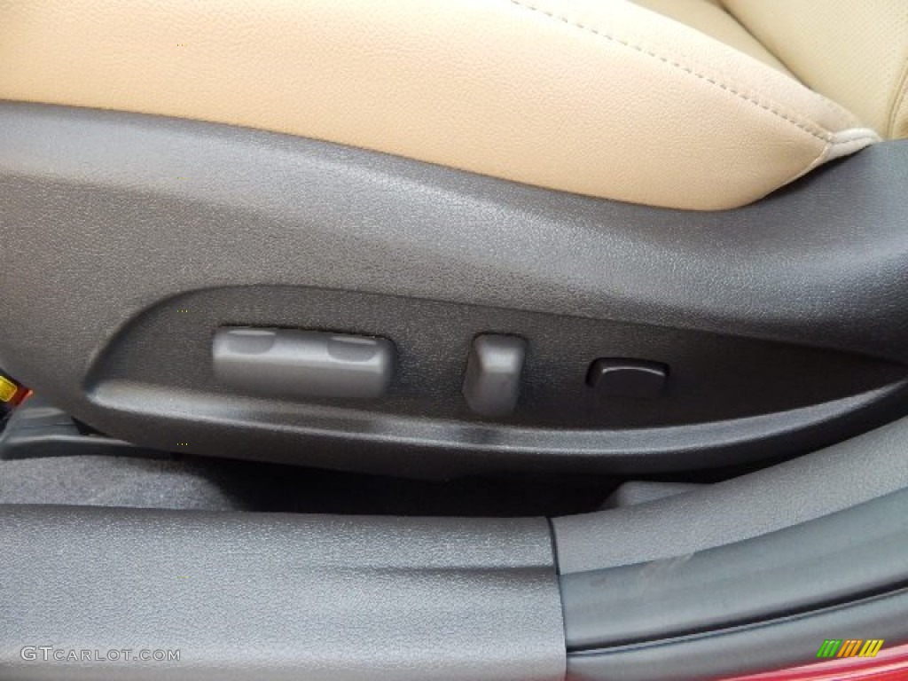 2015 Hyundai Sonata Hybrid Limited Controls Photo #97954235