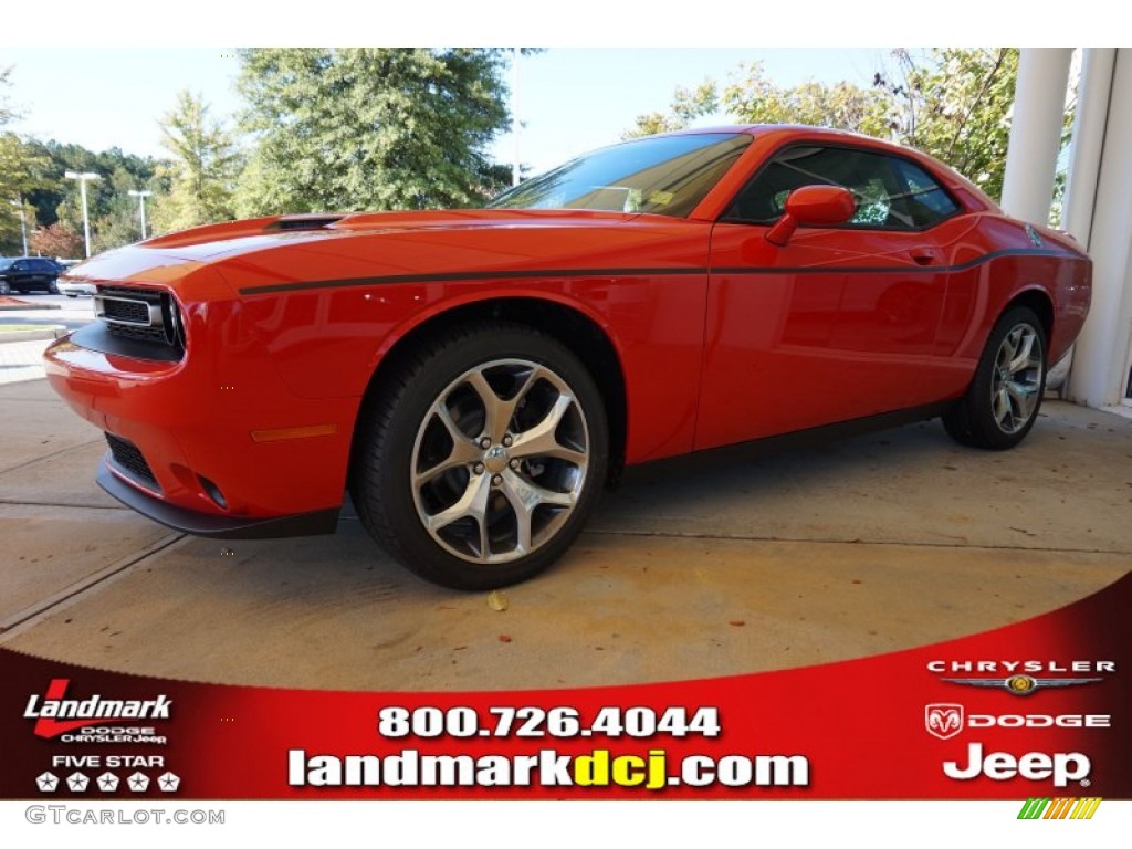 2015 Challenger SXT Plus - TorRed / Black photo #1
