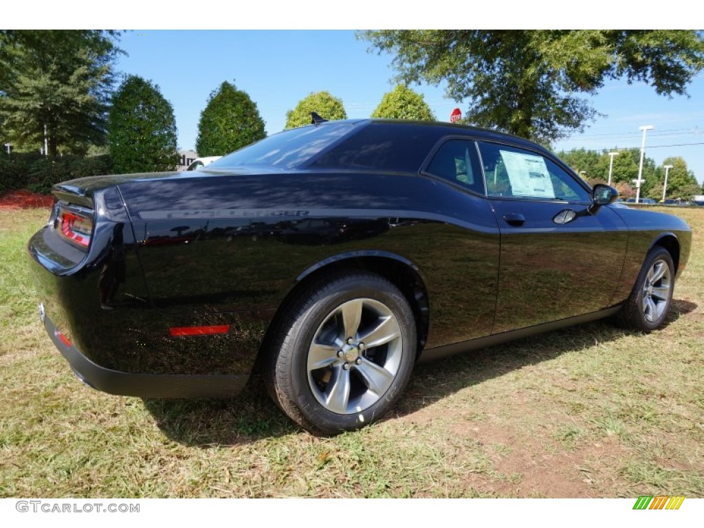 2015 Challenger SXT - Pitch Black / Black photo #3