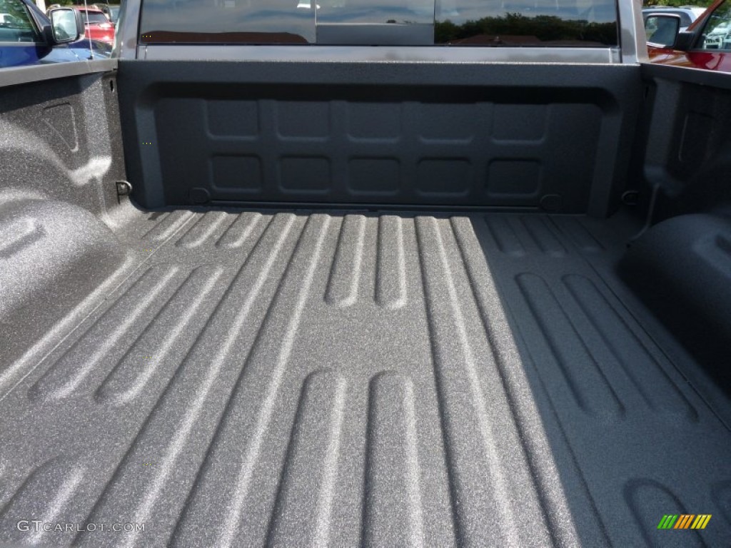 2014 1500 SLT Quad Cab 4x4 - Granite Crystal Metallic / Black/Diesel Gray photo #4