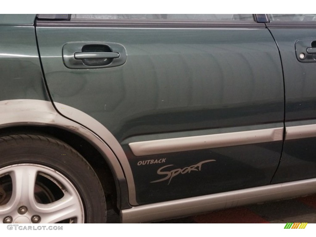 2004 Impreza Outback Sport Wagon - Woodland Green Pearl / Gray photo #42