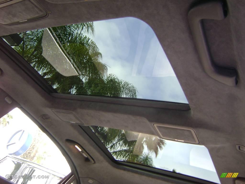 2007 S 550 Sedan - designo Mystic White / designo Porcelain Beige photo #18