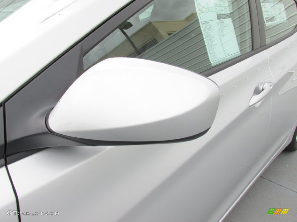 2015 Elantra SE Sedan - Shimmering Air Silver / Gray photo #12
