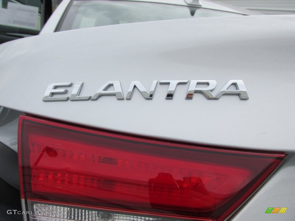 2015 Elantra SE Sedan - Shimmering Air Silver / Gray photo #14