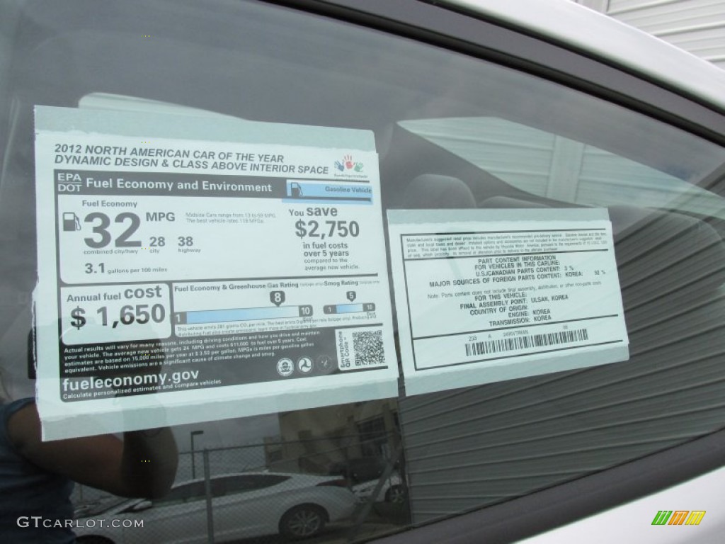 2015 Elantra SE Sedan - Shimmering Air Silver / Gray photo #33