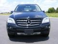 Black - ML 350 4Matic Photo No. 17
