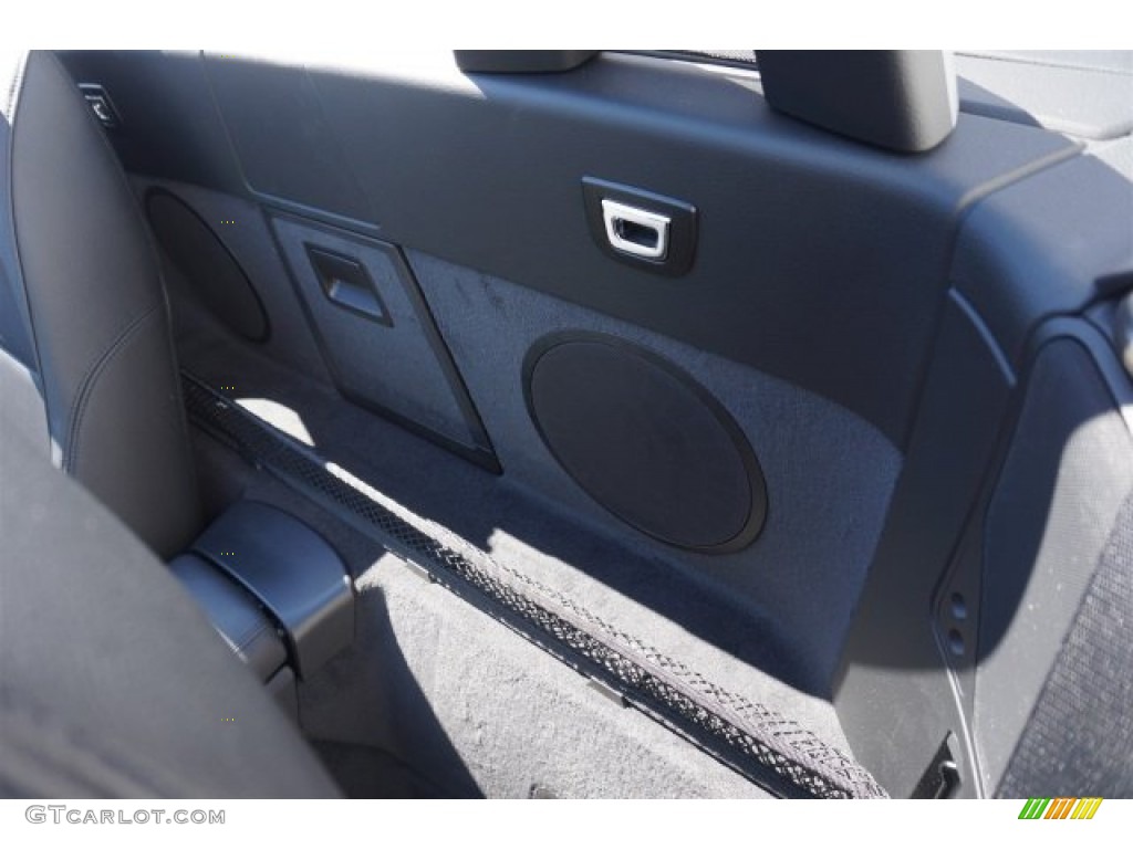 Black Interior 2015 BMW Z4 sDrive28i Photo #97975636