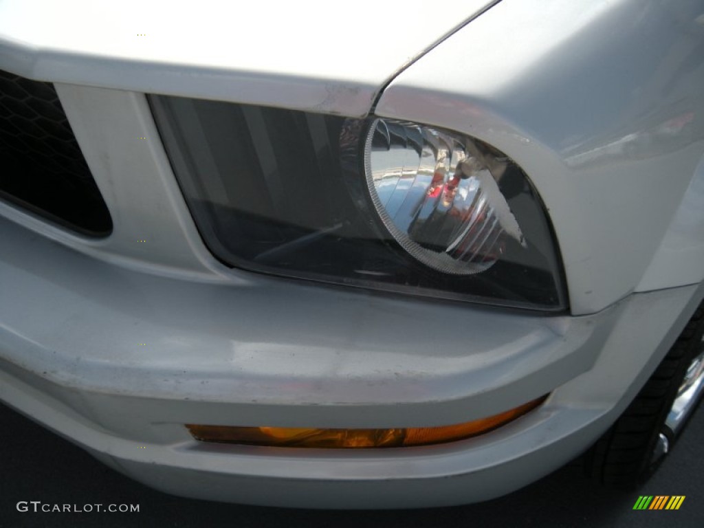 2007 Mustang V6 Deluxe Convertible - Satin Silver Metallic / Light Graphite photo #6