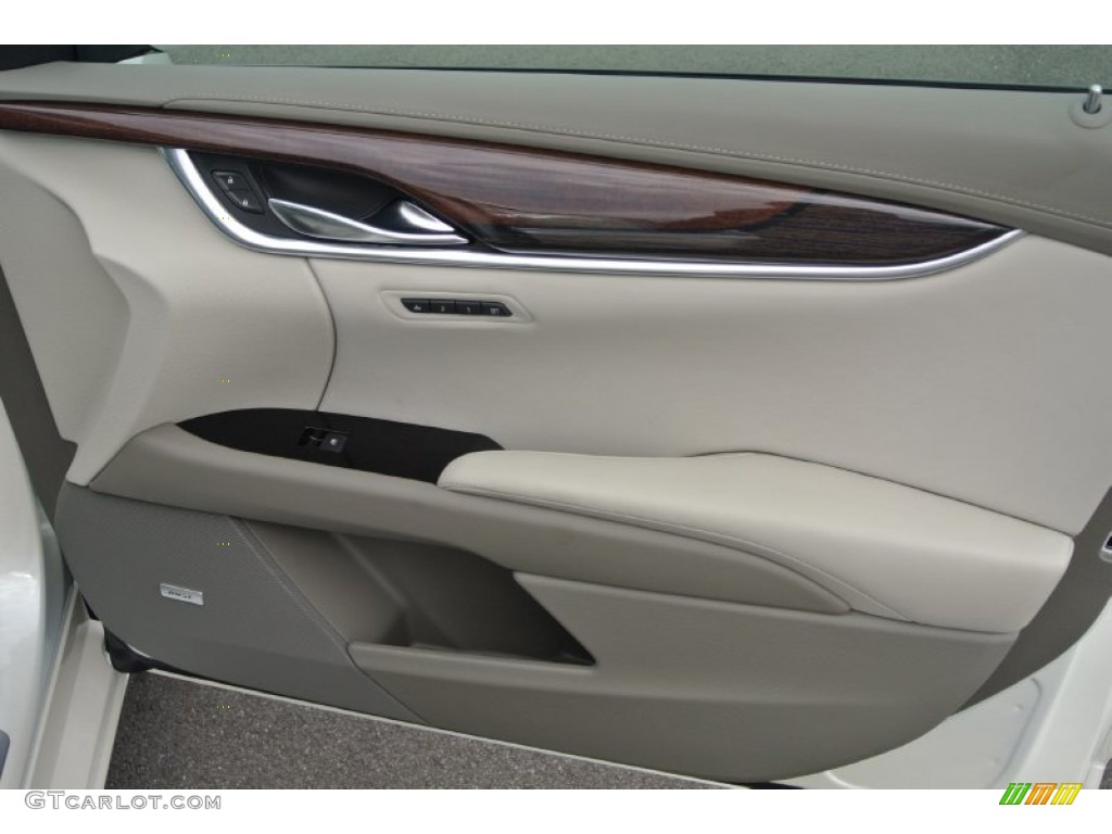 2015 Cadillac XTS Platinum Sedan Platinum Very Light Platinum/Dark Urban/Cocoa Door Panel Photo #97980168
