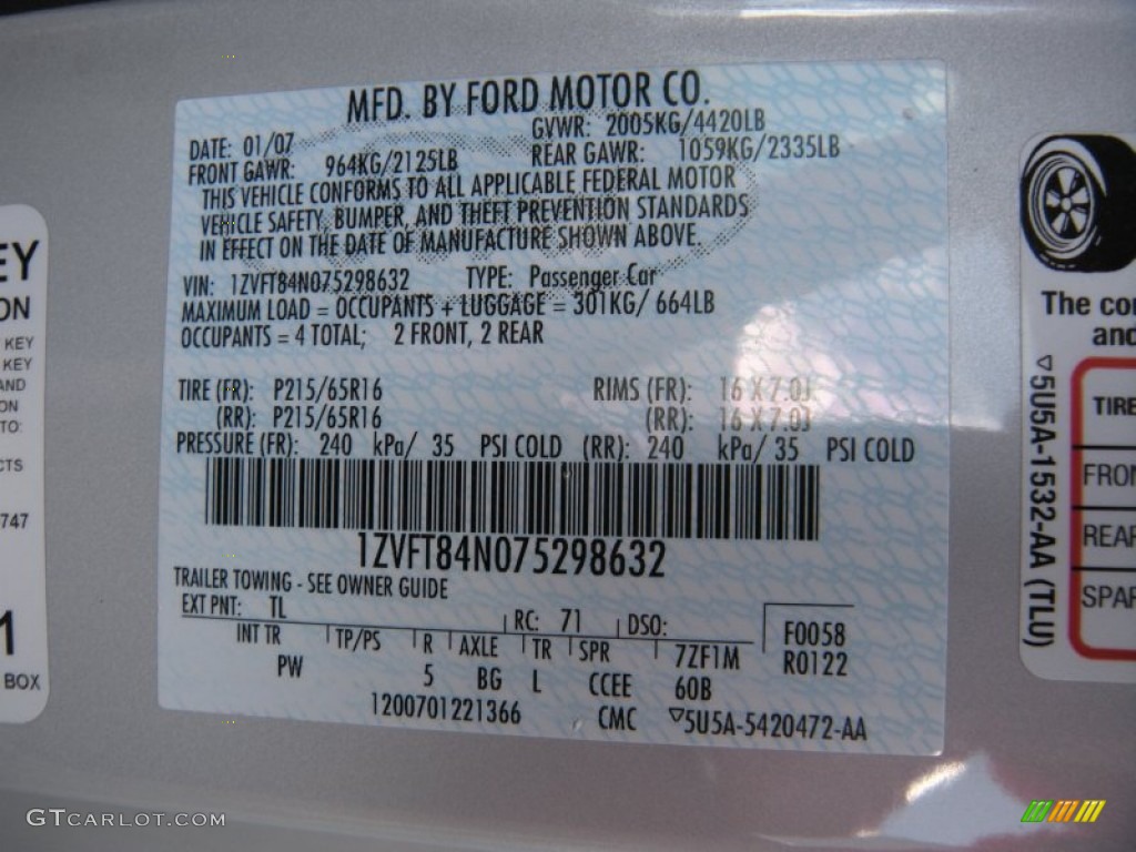 2007 Mustang V6 Deluxe Convertible - Satin Silver Metallic / Light Graphite photo #46