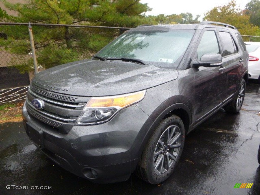 2015 Explorer XLT 4WD - Magnetic / Charcoal Black photo #5