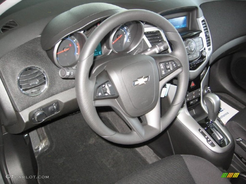 2015 Cruze LT - Silver Ice Metallic / Jet Black photo #6