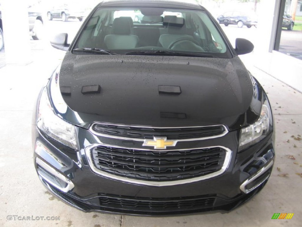 2015 Cruze LS - Black Granite Metallic / Jet Black/Medium Titanium photo #18