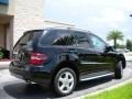 Black - ML 350 4Matic Photo No. 6