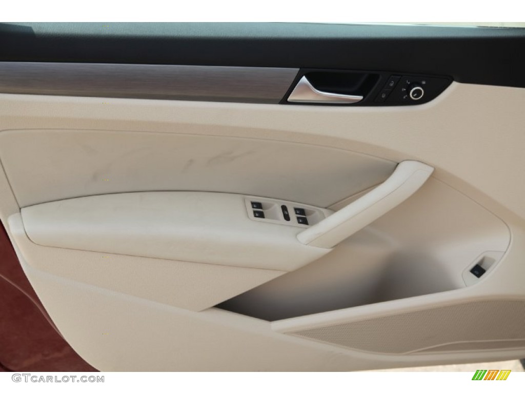 2015 Volkswagen Passat SE Sedan Cornsilk Beige Door Panel Photo #97988245
