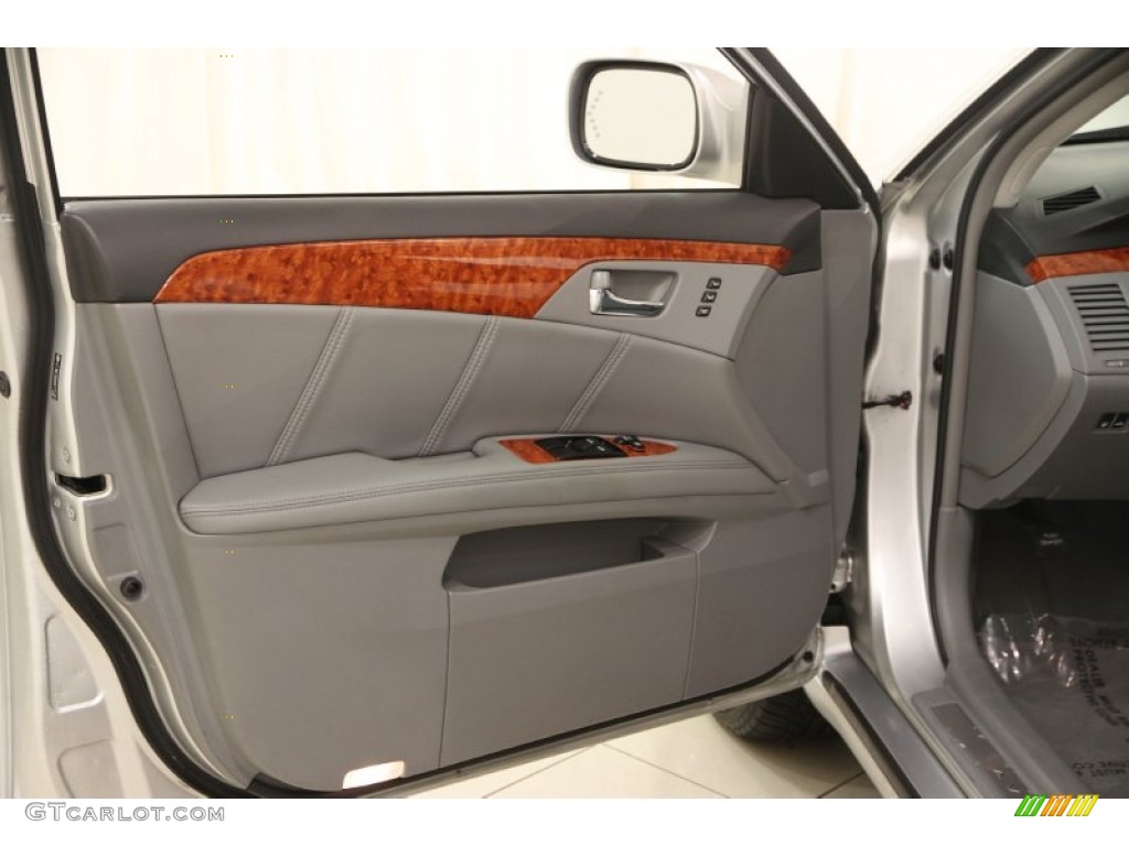 2006 Toyota Avalon Limited Graphite Door Panel Photo #97993729